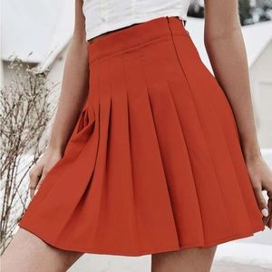 🤍orange skirt